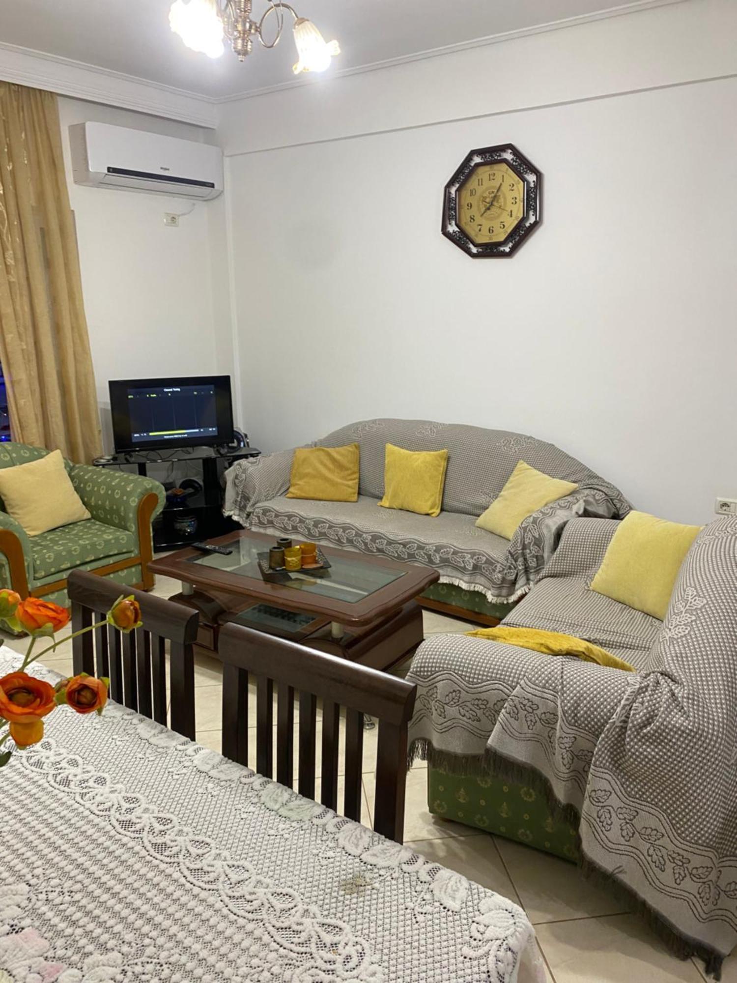 סרנדה Apartaments Rraku מראה חיצוני תמונה