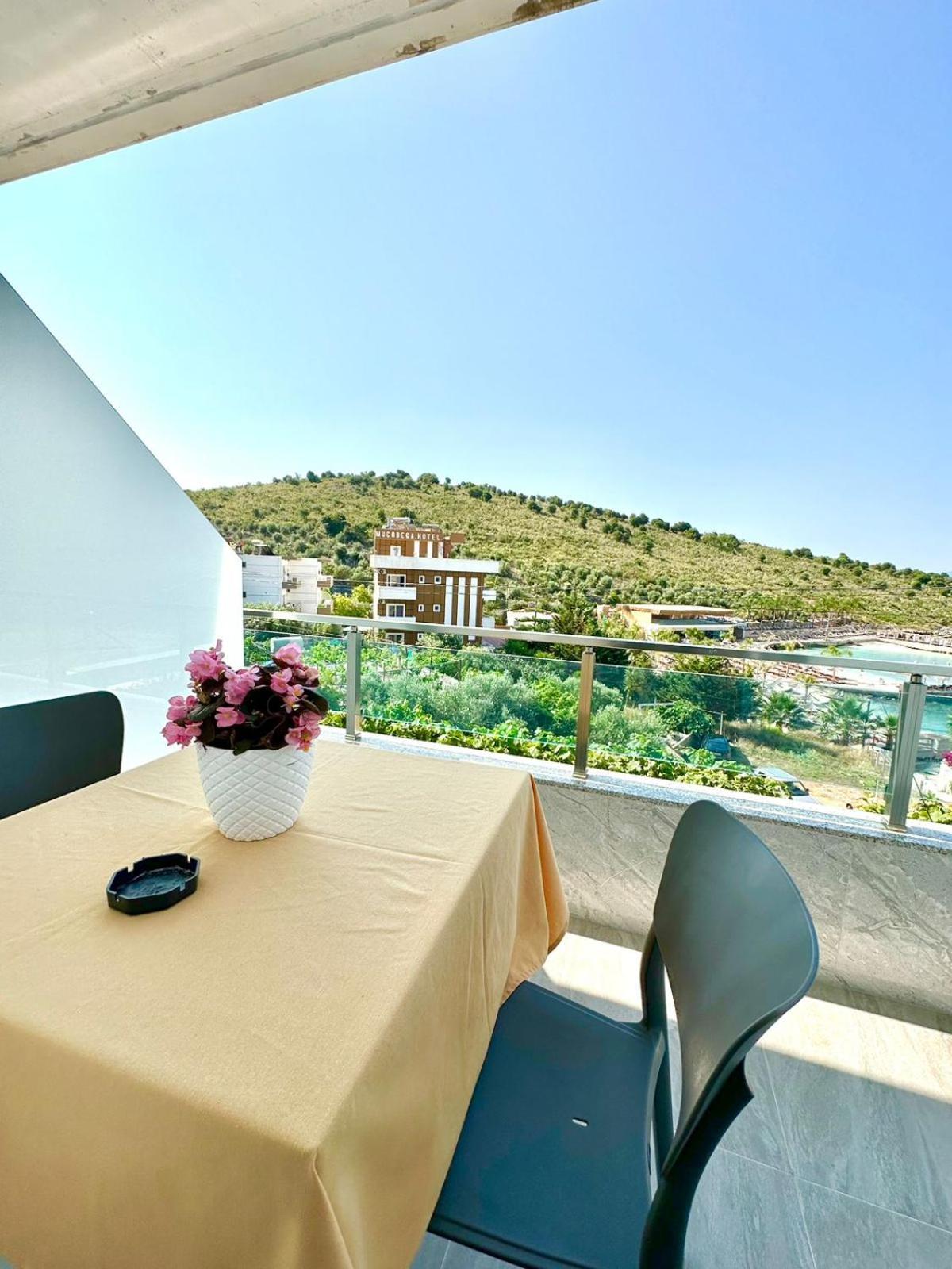 סרנדה Apartaments Rraku מראה חיצוני תמונה
