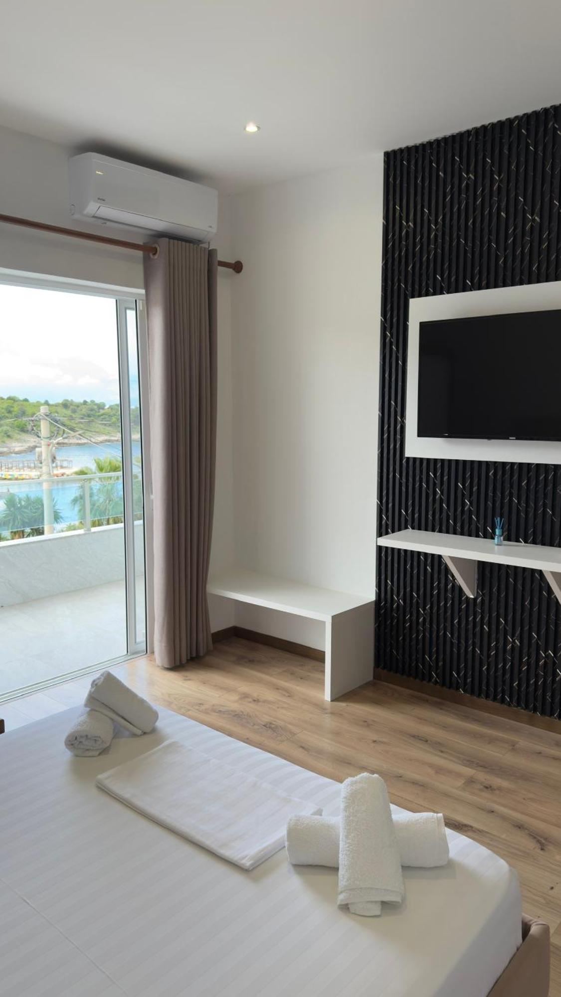 סרנדה Apartaments Rraku מראה חיצוני תמונה