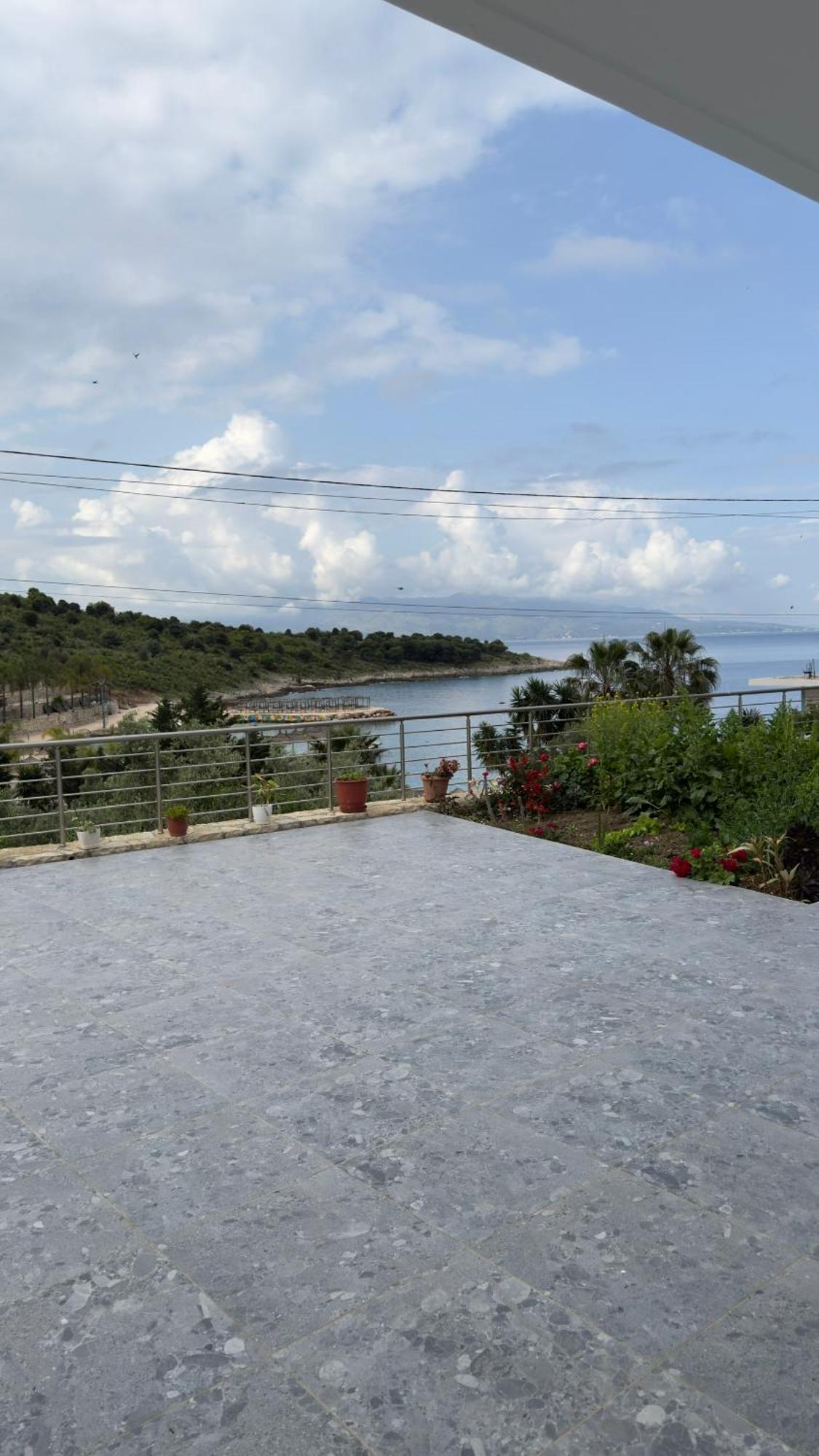 סרנדה Apartaments Rraku מראה חיצוני תמונה